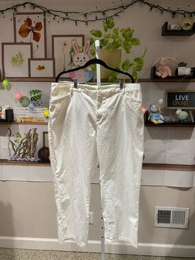 L.L. Bean White/off white Women's Capris - Women's Cropped Straight Leg